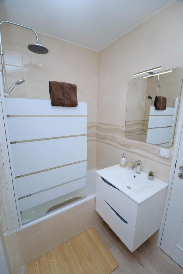 Diamante House Com Garagem Privada *